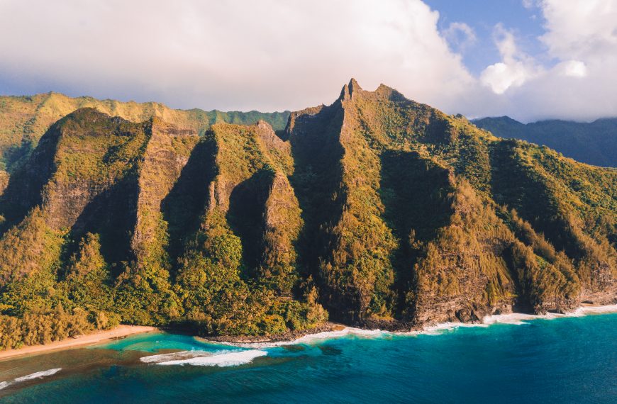 view of Maui Island with mountains and the sea